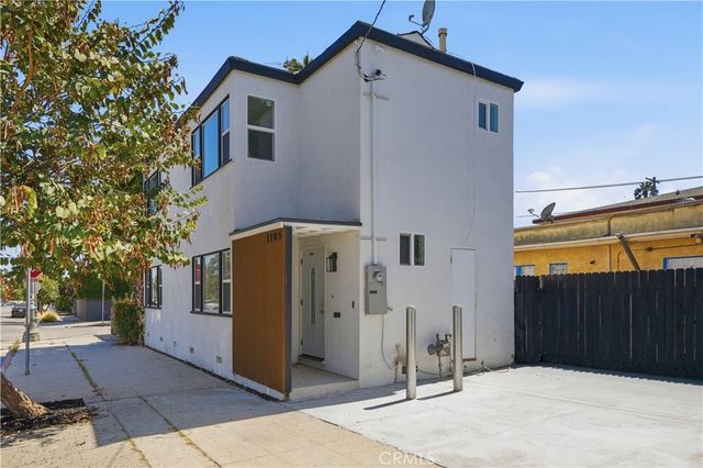 1205 Cole, Los Angeles, CA 90038