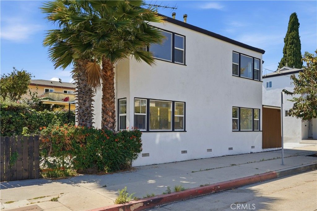 1205 Cole, Los Angeles, CA 90038