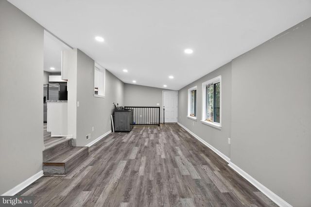 202 WELSH TRACT RD, Newark, DE 19702