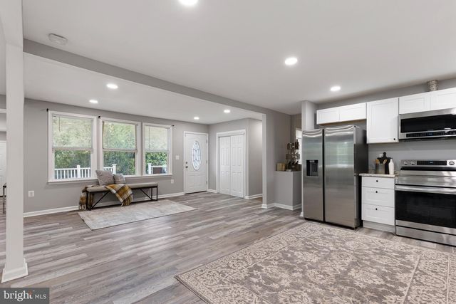 202 WELSH TRACT RD, Newark, DE 19702
