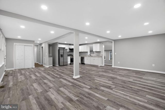 202 WELSH TRACT RD, Newark, DE 19702