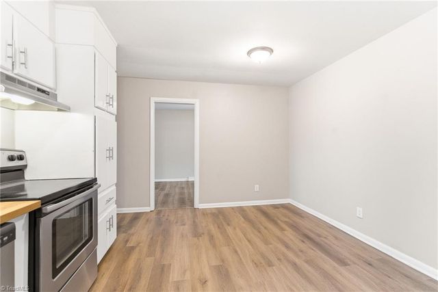 1456 LONDON Drive, High Point, NC 27260