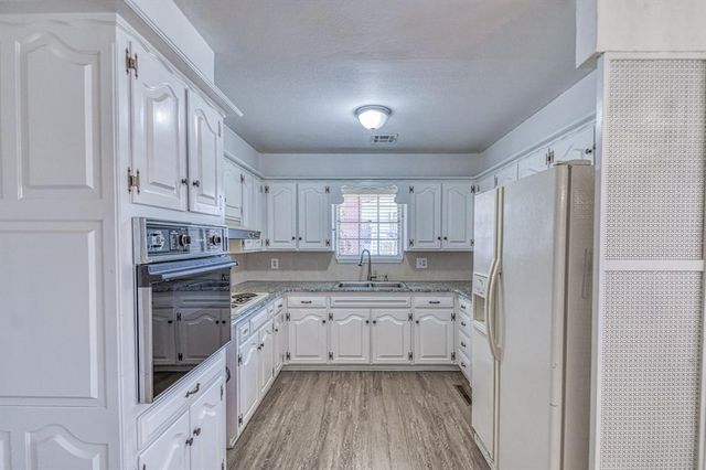 3209 NW 61st Terrace, Oklahoma City, OK 73112