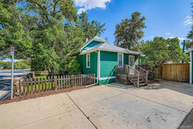 845 Martin Street, Longmont, CO 80501