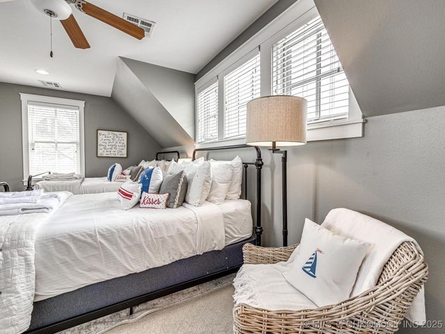 35 Boardwalk Street A, Carlton Landing, OK 74432