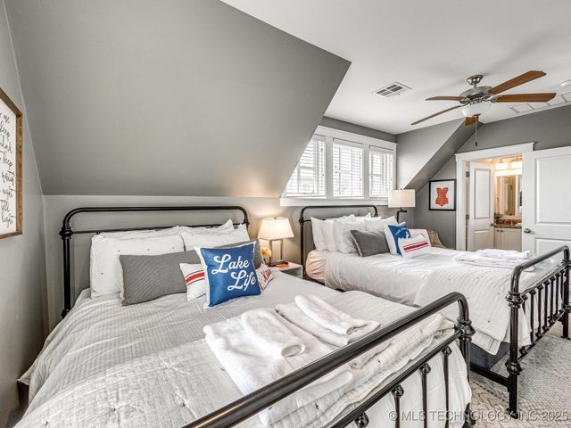 35 Boardwalk Street A, Carlton Landing, OK 74432