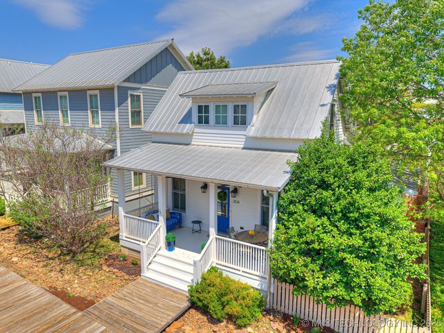 35 Boardwalk Street A, Carlton Landing, OK 74432