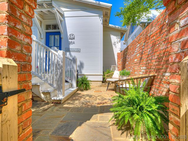 35 Boardwalk Street A, Carlton Landing, OK 74432