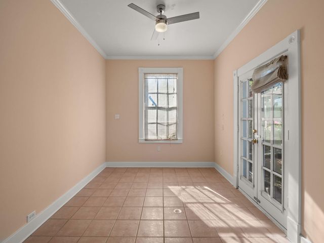 300 S 8th St, Leesville, LA 71446