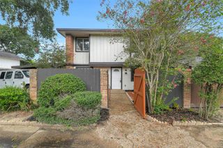 12003 Greenwood Forest Drive B, Houston, TX 77066