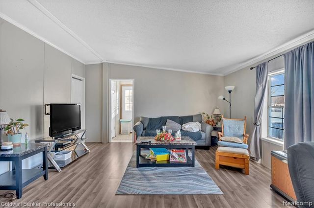 339 Decoy Lane, Lapeer, MI 48446