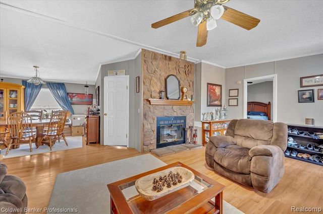 339 Decoy Lane, Lapeer, MI 48446