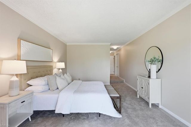 255 College Cross Apt 86, Norfolk, VA 23510