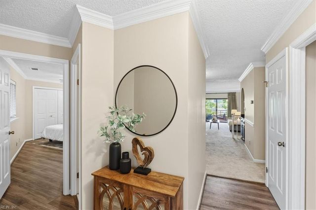 255 College Cross Apt 86, Norfolk, VA 23510