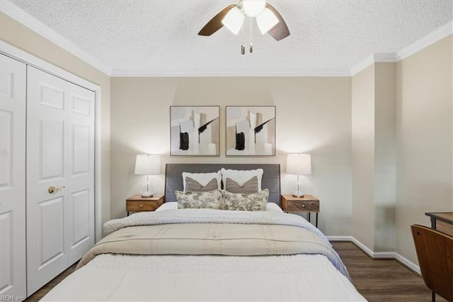 255 College Cross Apt 86, Norfolk, VA 23510