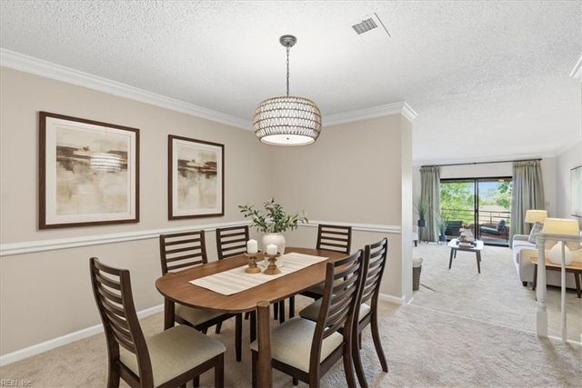 255 College Cross Apt 86, Norfolk, VA 23510