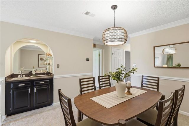 255 College Cross Apt 86, Norfolk, VA 23510