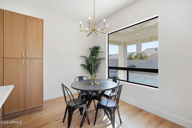 5341 W CHICAGO Street, Chandler, AZ 85226