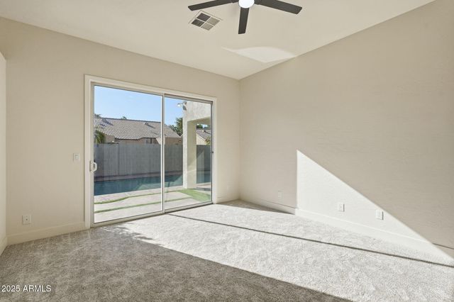 5341 W CHICAGO Street, Chandler, AZ 85226