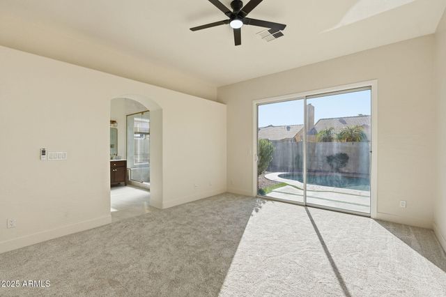 5341 W CHICAGO Street, Chandler, AZ 85226