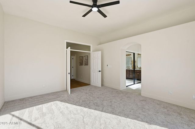 5341 W CHICAGO Street, Chandler, AZ 85226