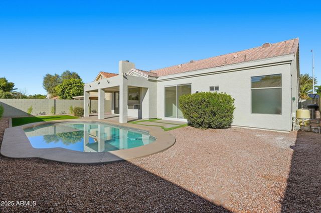 5341 W CHICAGO Street, Chandler, AZ 85226