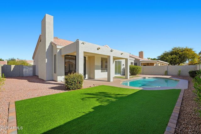 5341 W CHICAGO Street, Chandler, AZ 85226