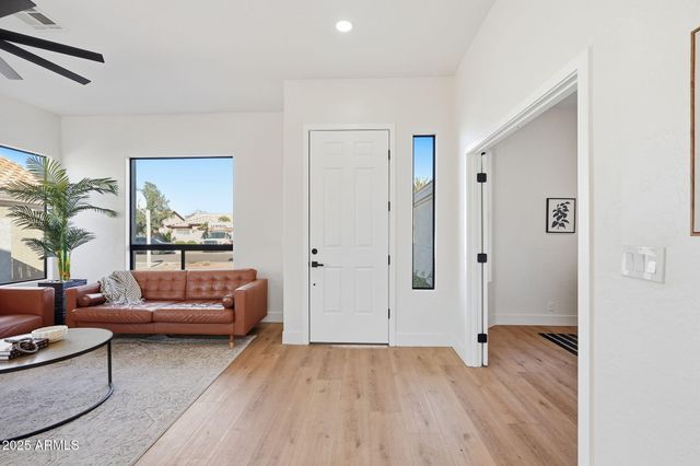 5341 W CHICAGO Street, Chandler, AZ 85226