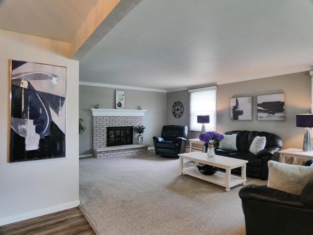 3256 BITTERS COURT, Green Bay, WI 54301