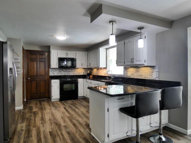 3256 BITTERS COURT, Green Bay, WI 54301