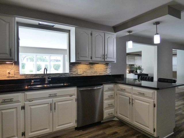 3256 BITTERS COURT, Green Bay, WI 54301