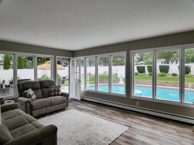 3256 BITTERS COURT, Green Bay, WI 54301