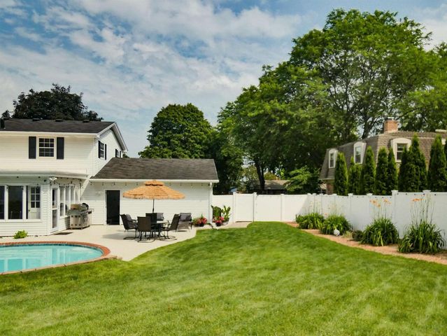 3256 BITTERS COURT, Green Bay, WI 54301