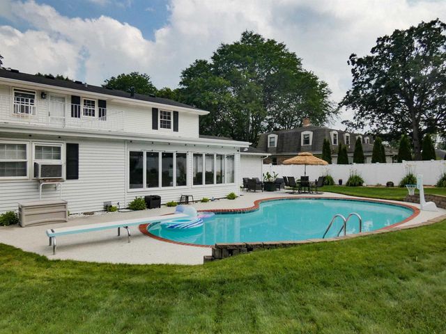 3256 BITTERS COURT, Green Bay, WI 54301