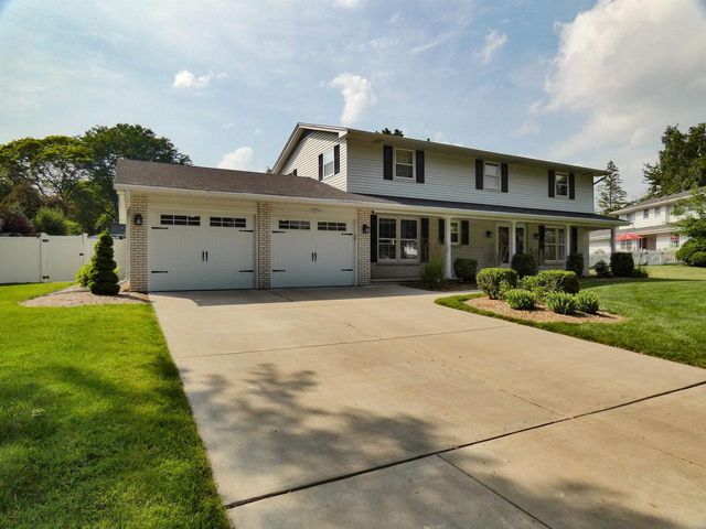 3256 BITTERS COURT, Green Bay, WI 54301
