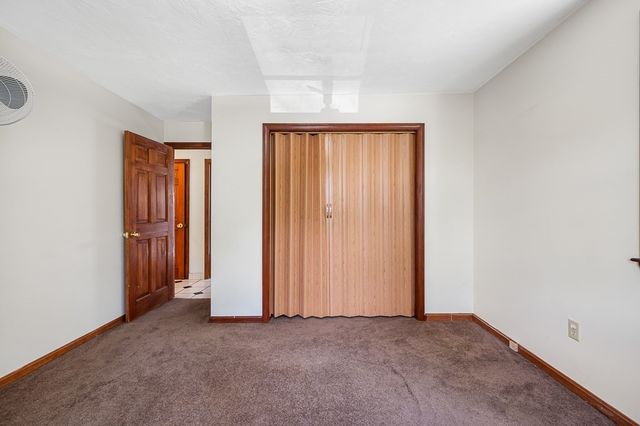 6 Marlboro Dr, Leicester, MA 01524