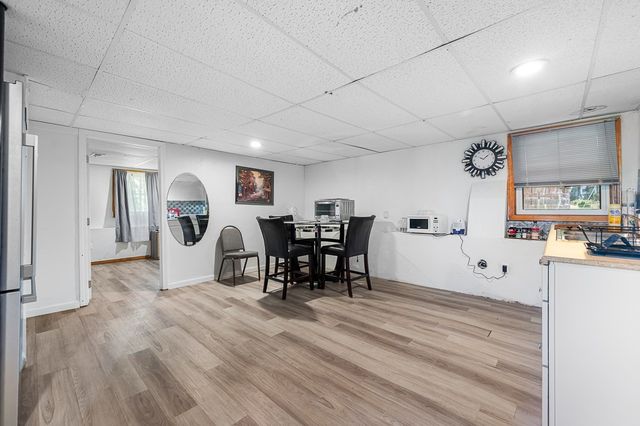 6 Marlboro Dr, Leicester, MA 01524
