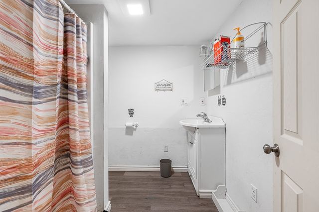 6 Marlboro Dr, Leicester, MA 01524