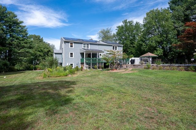 6 Marlboro Dr, Leicester, MA 01524
