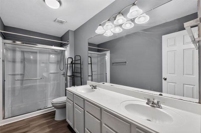 3909 Tuscany Court, Arlington, TX 76016