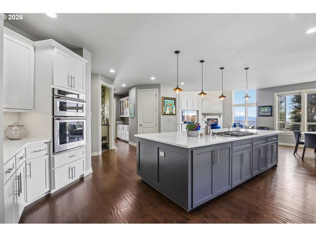 2551 W 1ST St, Washougal, WA 98671
