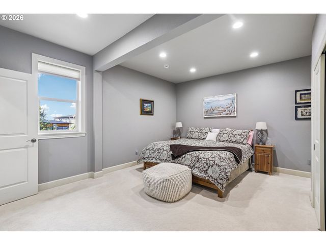 2551 W 1ST St, Washougal, WA 98671