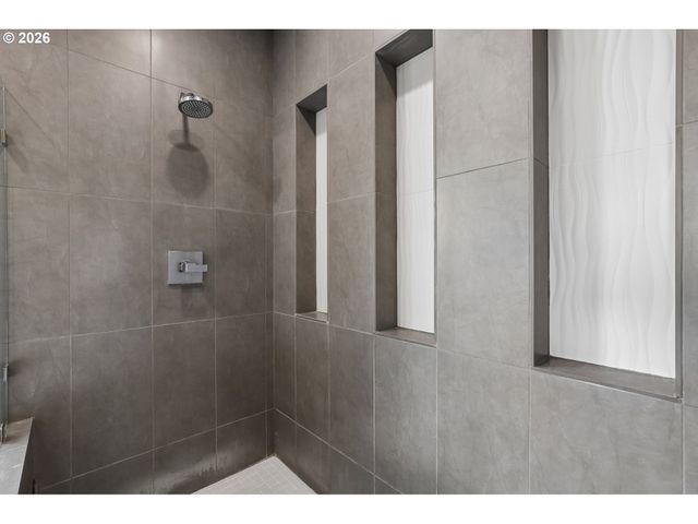 2551 W 1ST St, Washougal, WA 98671
