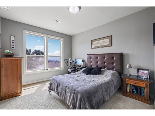 2551 W 1ST St, Washougal, WA 98671