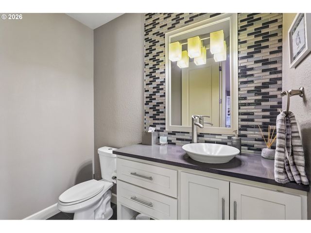2551 W 1ST St, Washougal, WA 98671