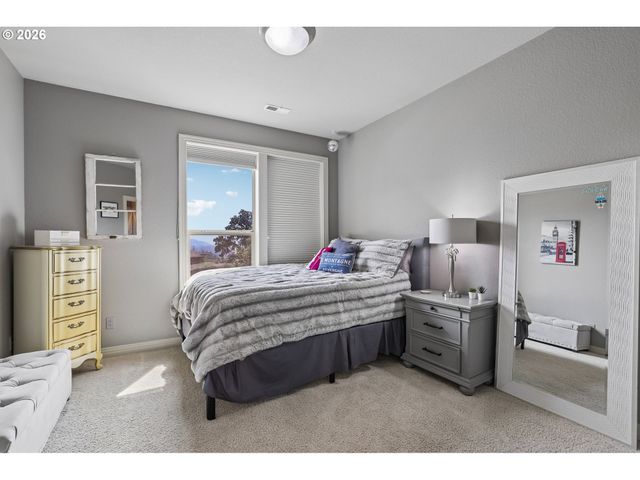 2551 W 1ST St, Washougal, WA 98671