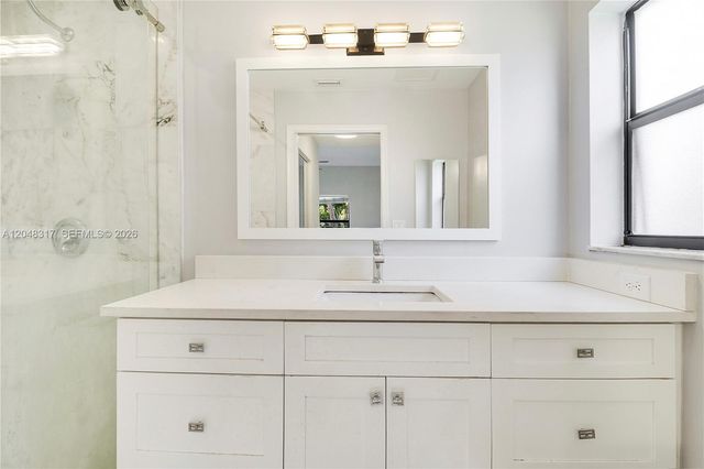 9496 Sun Pointe Dr, Boynton Beach, FL 33437