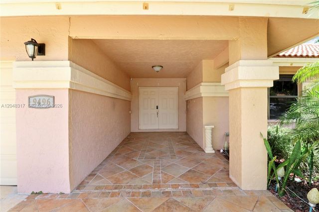 9496 Sun Pointe Dr, Boynton Beach, FL 33437