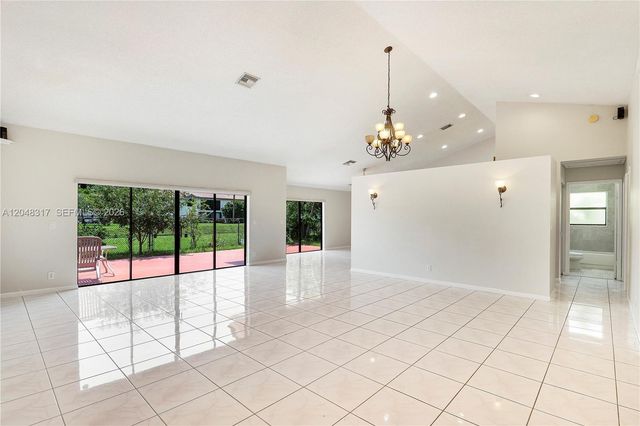 9496 Sun Pointe Dr, Boynton Beach, FL 33437