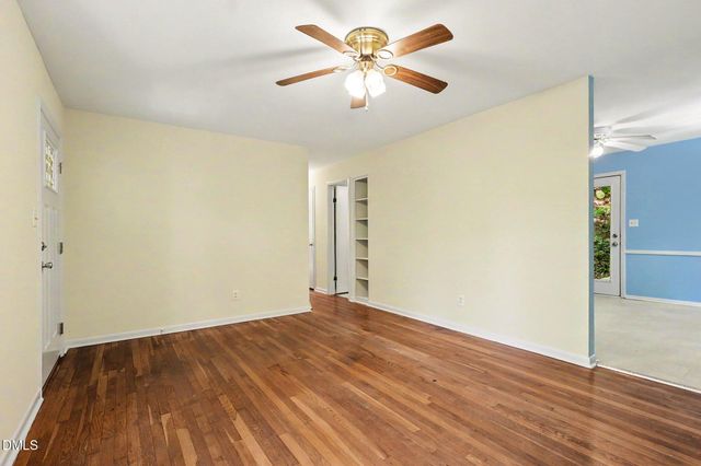 212 Valley Park Drive, Chapel Hill, NC 27514